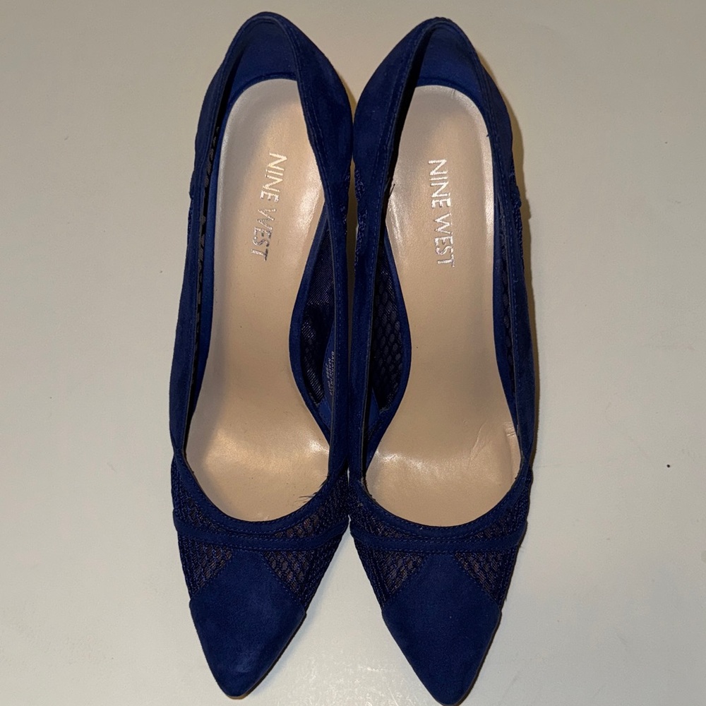 Nine West Navy Heels